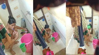 Sexy Desi Wife Bathing | Indian MMS