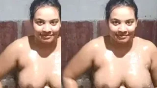 Sexy Booby Girl In Bathroom – Part1 | Indian MMS
